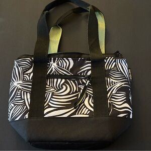 Arctic Zone Insulated Stylish Black, White & Lime colored Tote Snack/Meal Bag
